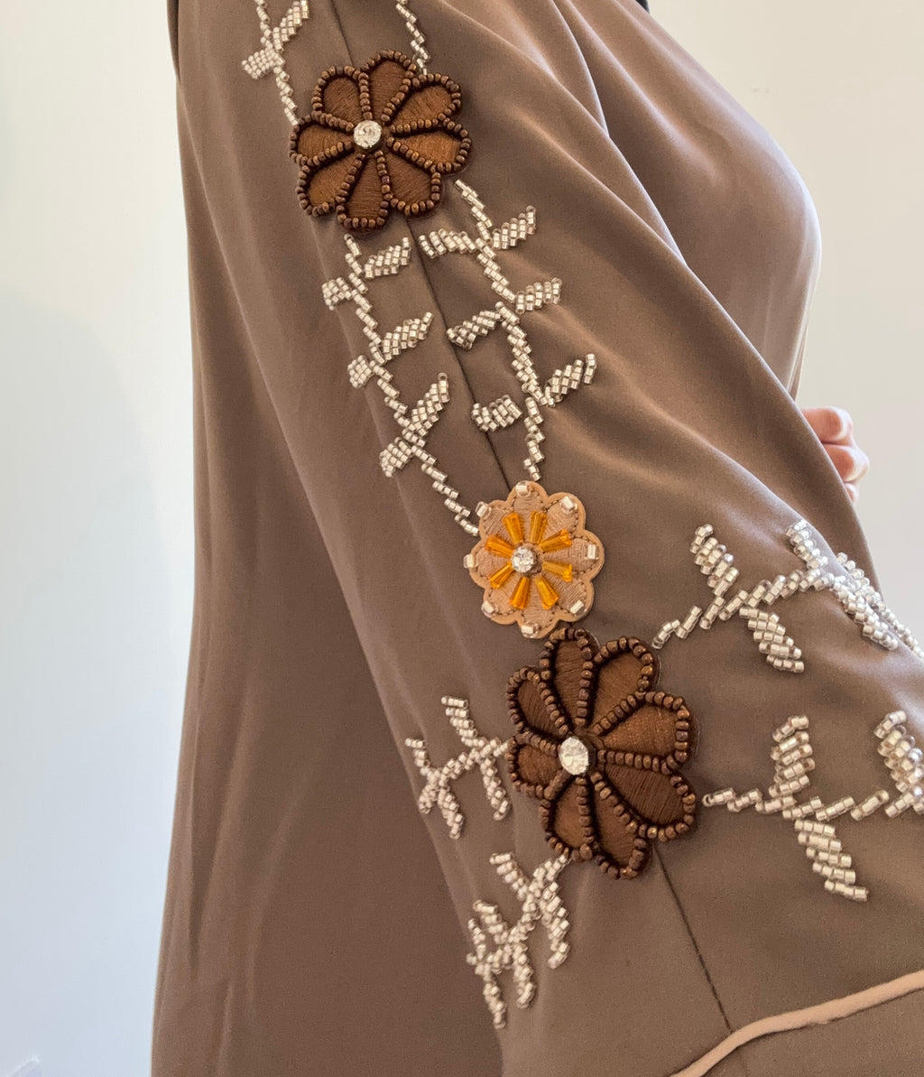 AMARA ABAYA